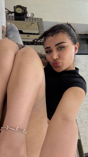 🔥 Melek azad leaked private photo uncensored full