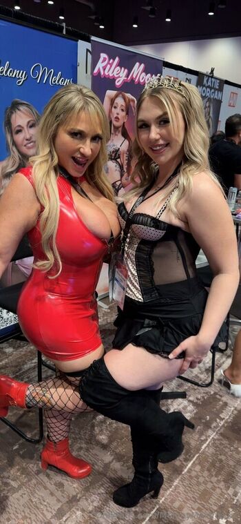 🔥 Melonymelonsxxx leaked private photo uncensored full