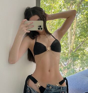 🔥 Melprzz leaked private photo uncensored full