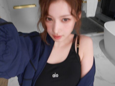 🔥 Minatozaki sana page leaked private photo uncensored full