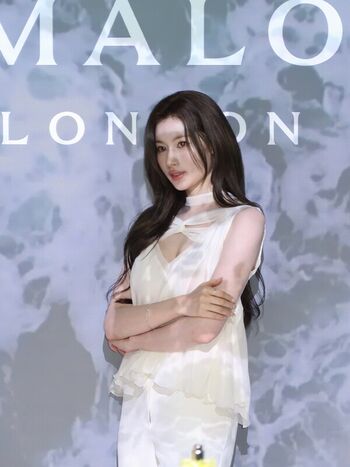 🔥 Minatozaki sana page leaked private photo uncensored full
