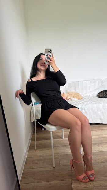 🔥 Miniloonaa  page leaked private photo uncensored full