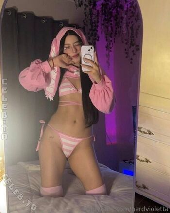 🔥 Nerdvioletta leaked private photo uncensored full