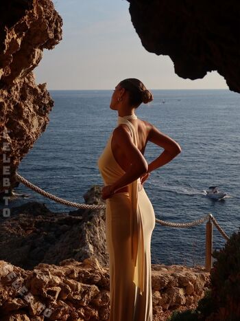 🔥 Nicola cavanis page leaked private photo uncensored full