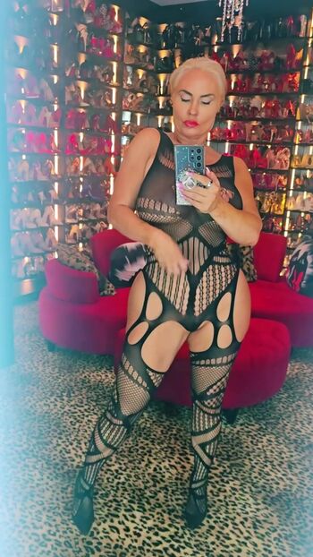 🔥 Nicole coco austin  page leaked private photo uncensored full