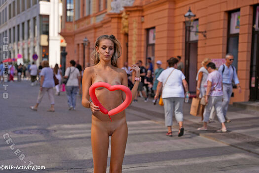 🔥 Nude in public page leaked private photo uncensored full