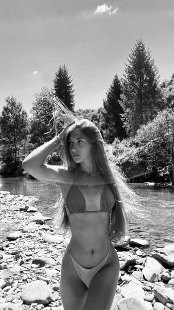 🔥 Oksankabey page leaked private photo uncensored full