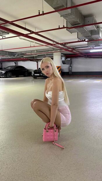 🔥 Polina malinovskaya  page leaked private photo uncensored full