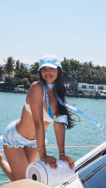 🔥 Rochelle humes page leaked private photo uncensored full