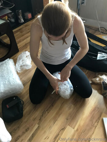 🔥 Rocknrose page leaked private photo uncensored full