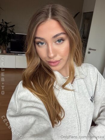 🔥 Romyxxs page leaked private photo uncensored full