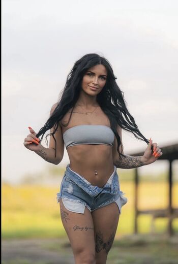 🔥 Ronika eskins  page leaked private photo uncensored full