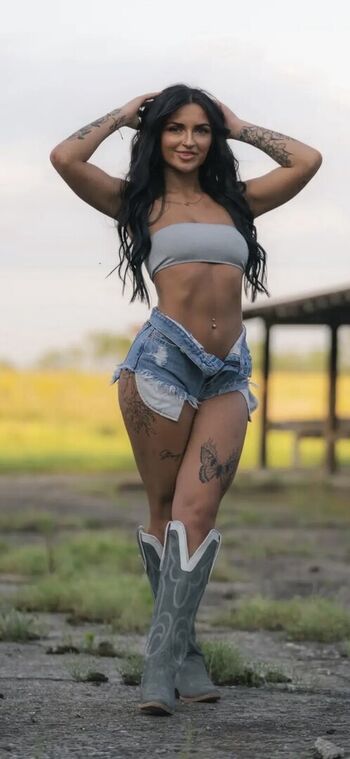 🔥 Ronika eskins  page leaked private photo uncensored full