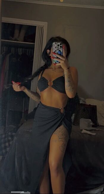 🔥 Ronika eskins  page leaked private photo uncensored full