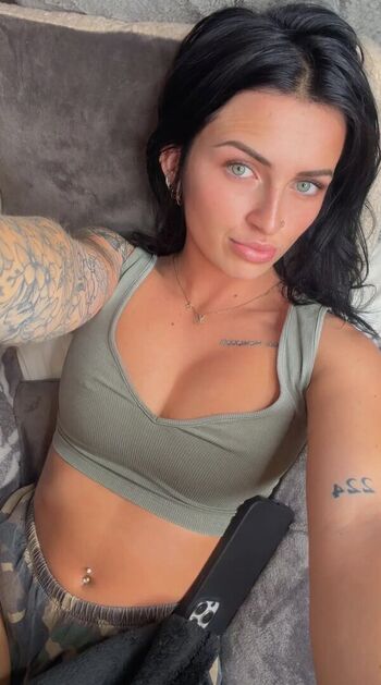 🔥 Ronika eskins  page leaked private photo uncensored full