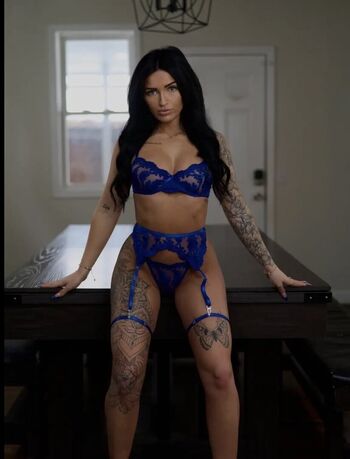 🔥 Ronika eskins  page leaked private photo uncensored full