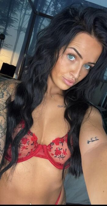 🔥 Ronika eskins  page leaked private photo uncensored full