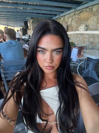 🔥 Roxanarosuu page leaked private photo uncensored full