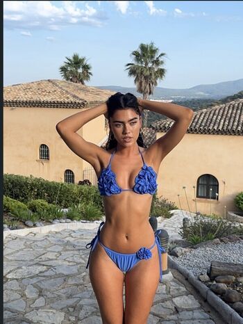 🔥 Roxanarosuu page leaked private photo uncensored full
