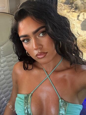 🔥 Roxanarosuu page leaked private photo uncensored full