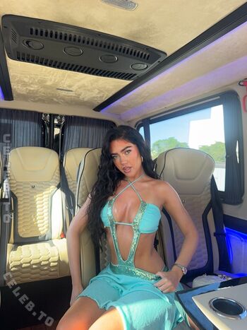 🔥 Roxanarosuu page leaked private photo uncensored full