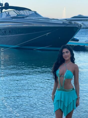 🔥 Roxanarosuu page leaked private photo uncensored full