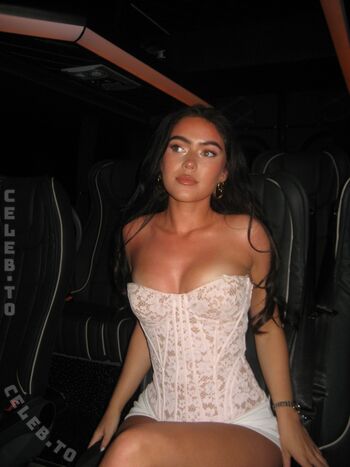 🔥 Roxanarosuu page leaked private photo uncensored full