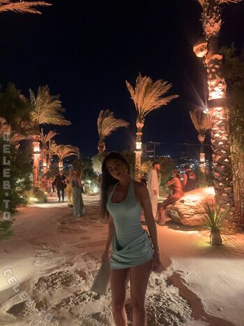 🔥 Roxanarosuu page leaked private photo uncensored full