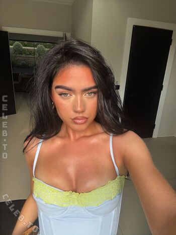 🔥 Roxanarosuu page leaked private photo uncensored full