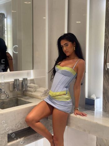 🔥 Roxanarosuu page leaked private photo uncensored full