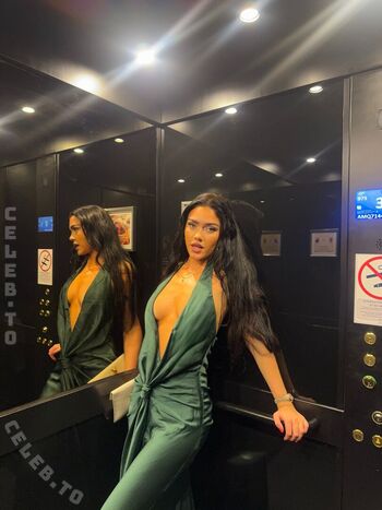 🔥 Roxanarosuu page leaked private photo uncensored full