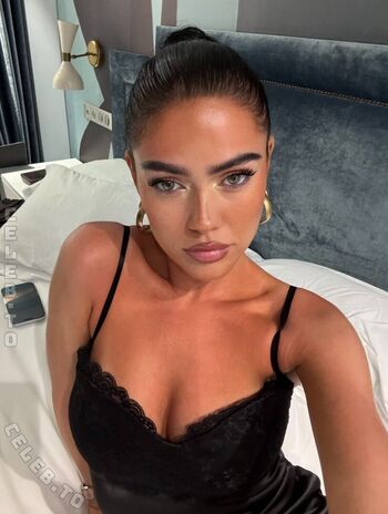 🔥 Roxanarosuu page leaked private photo uncensored full