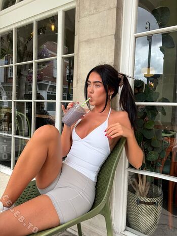 🔥 Roxanarosuu page leaked private photo uncensored full