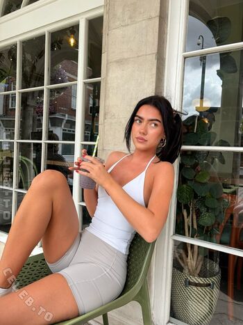 🔥 Roxanarosuu page leaked private photo uncensored full