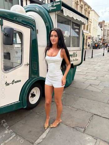 🔥 Roxanarosuu leaked private photo uncensored full