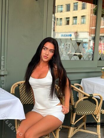 🔥 Roxanarosuu leaked private photo uncensored full