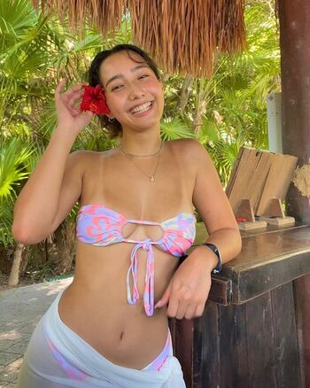 🔥 Sabrina pezeshkian page leaked private photo uncensored full