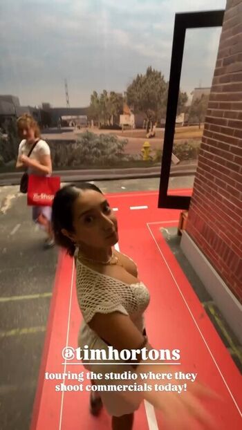🔥 Sabrina pezeshkian page leaked private photo uncensored full