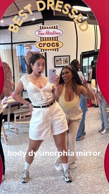 🔥 Sabrina pezeshkian page leaked private photo uncensored full