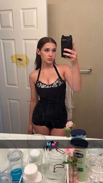 🔥 Sara dobrik page leaked private photo uncensored full