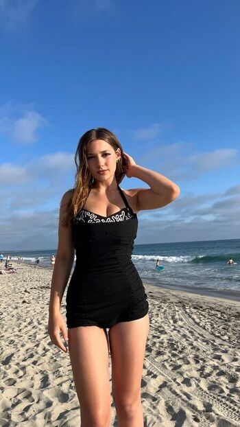 🔥 Sara dobrik page leaked private photo uncensored full
