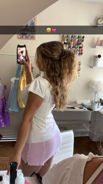 🔥 Sara dobrik page leaked private photo uncensored full