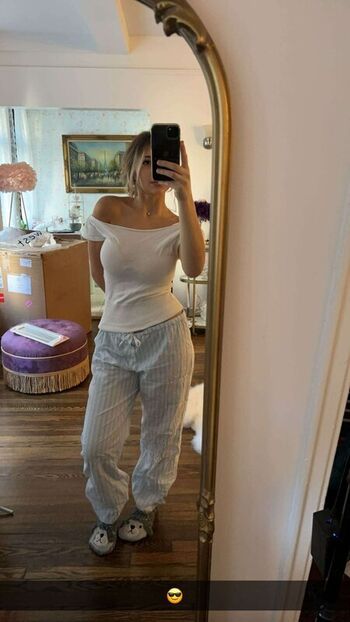 🔥 Sara dobrik page leaked private photo uncensored full