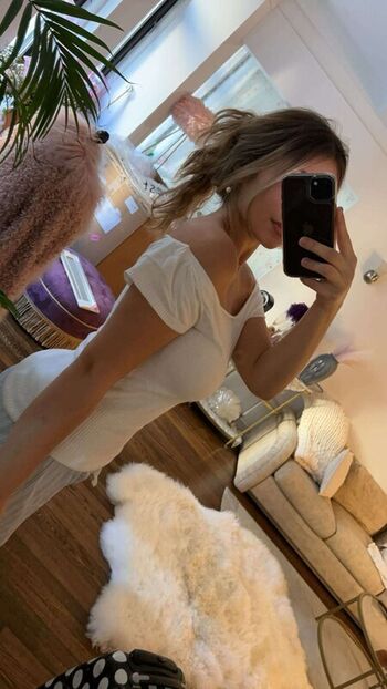 🔥 Sara dobrik page leaked private photo uncensored full