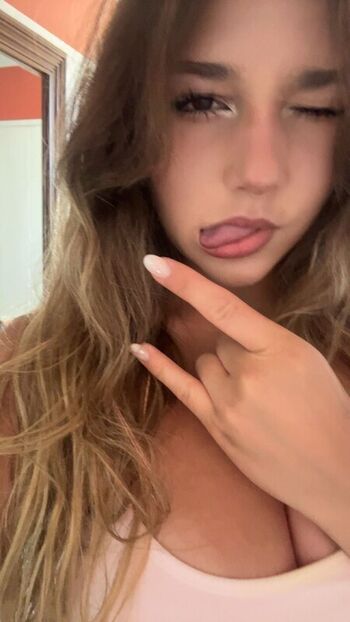 🔥 Sara dobrik page leaked private photo uncensored full