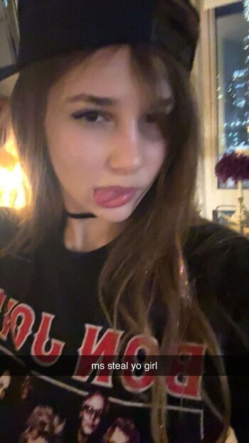 🔥 Sara dobrik page leaked private photo uncensored full