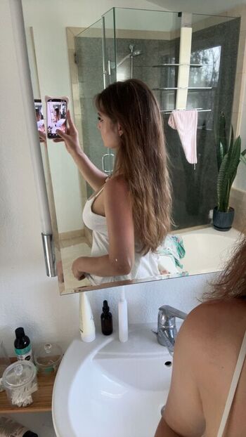 🔥 Sara dobrik page leaked private photo uncensored full