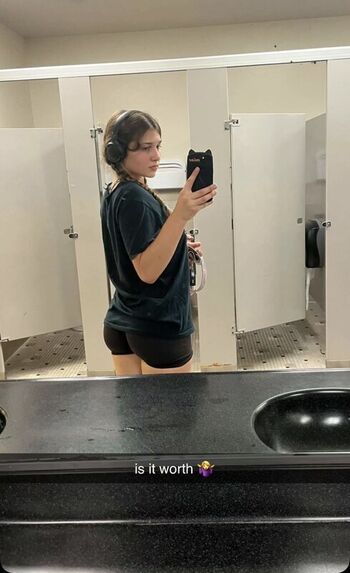 🔥 Sara dobrik leaked private photo uncensored full