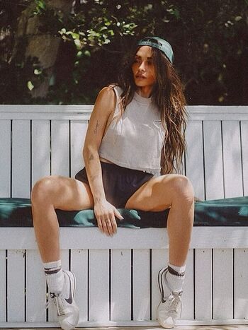 🔥 Sarah shahi page leaked private photo uncensored full