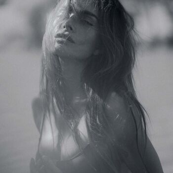 🔥 Sarah shahi leaked private photo uncensored full